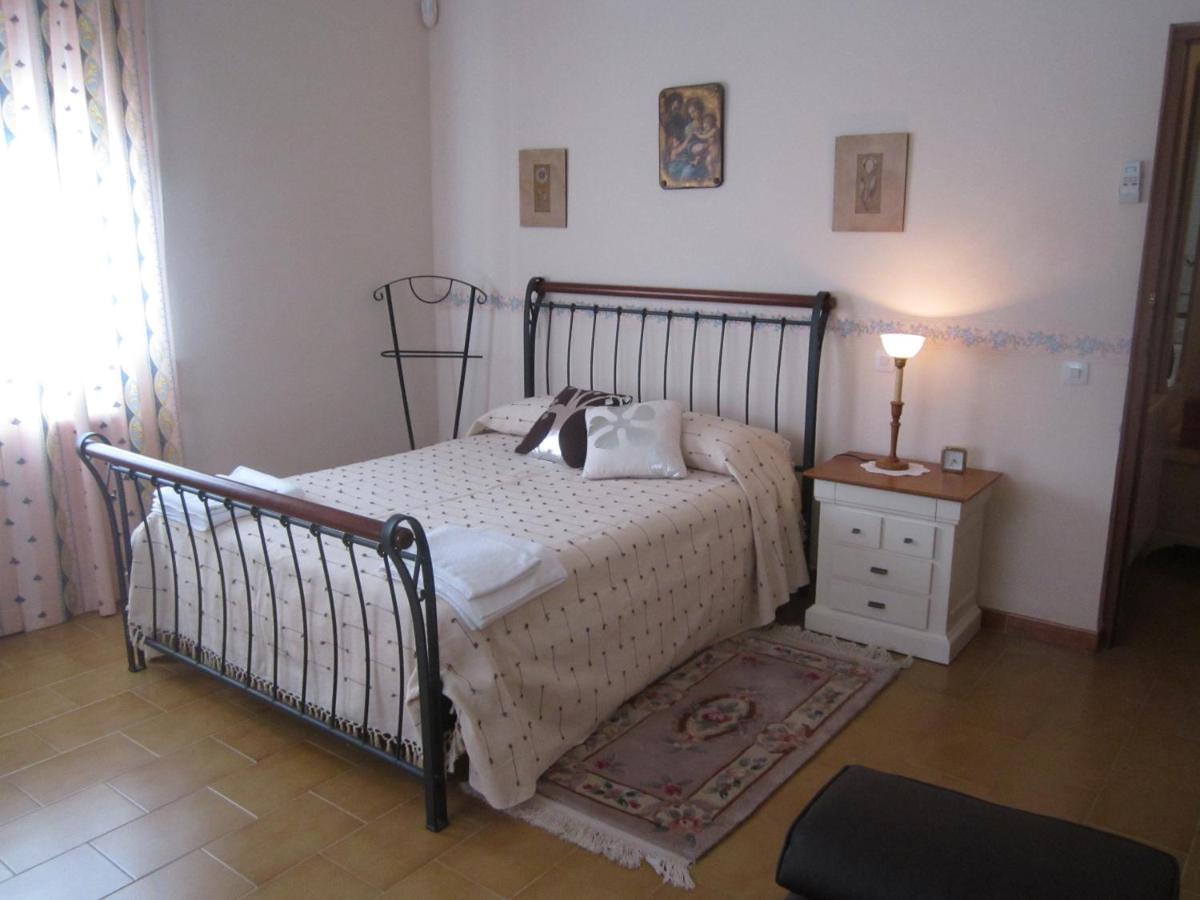 אלמגרו Casa Finca Rural La Huerta מראה חיצוני תמונה